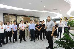 热烈欢迎广东省人大常委会2023年全国人大代表一行莅临开云下注（中国）官网
集
